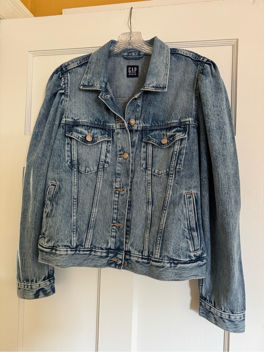 GAP - Puff Sleeve Denim Jacket